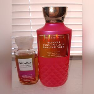 Bath & Body Works Bahamas Passionfruit & Banana Flower Shower Gel Set Lot Of 2